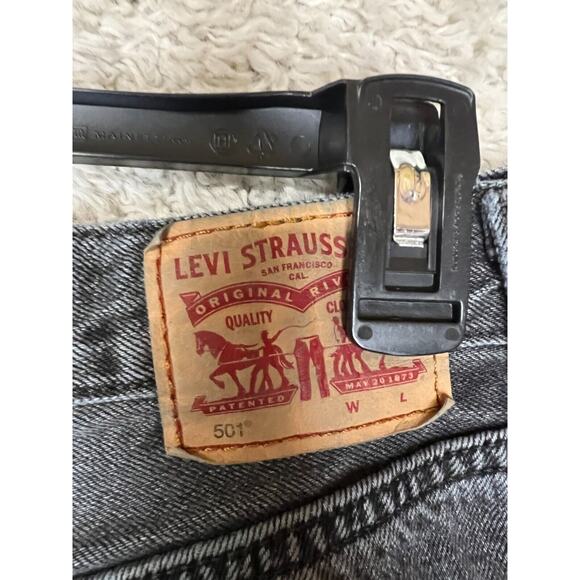 Levi's Black Straight Leg Jeans Heavyweight Fabric - Picture 4 of 12